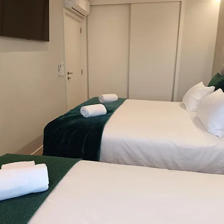 Luxury And 2 Parking Spaces Διαμέρισμα *