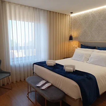 Διαμέρισμα Luxury And 2 Parking Spaces Πόρτο